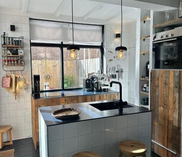 Bergen House | Holiday Home 'Henriette' Bergen City Center
