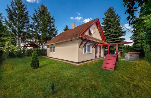 Balatonmariafurdo House | Holiday home near the center