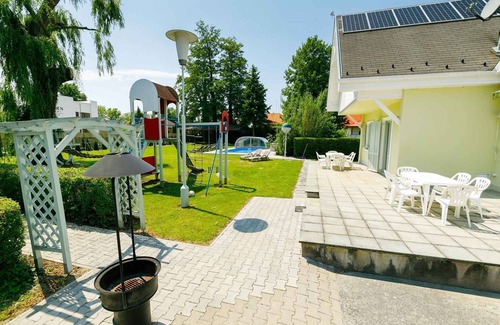 Balatonmariafurdo House | Holiday home child-friendly equipped near the beach