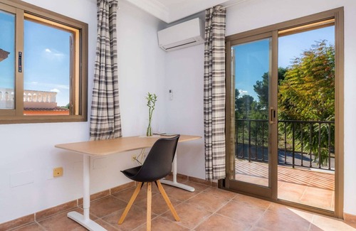 Can Picafort House | Holiday Home in Can Picafort with Pool