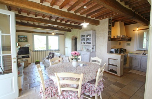 Camaiore House | Holiday Home in Camaiore with 4 bedrooms sleeps 7