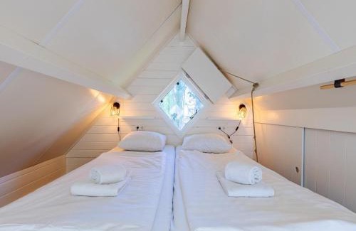 Domburg House | Holiday Home in Domburg near the Beach