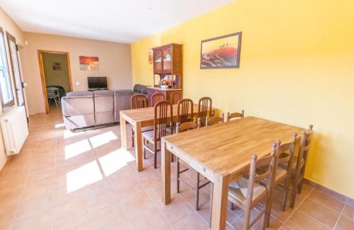 Sant Pere Pescador House | Holiday Home in St Pere Pescador with Pool