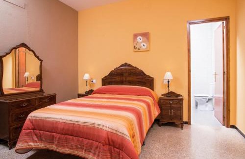 Sant Pere Pescador House | Holiday Home in St Pere Pescador with Pool