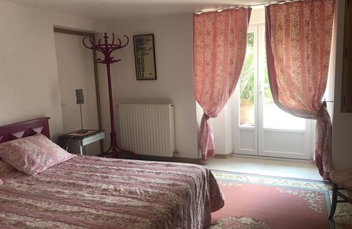 Digne-les-Bains House | Holiday home in the heart of nature, 5 minutes from Digne