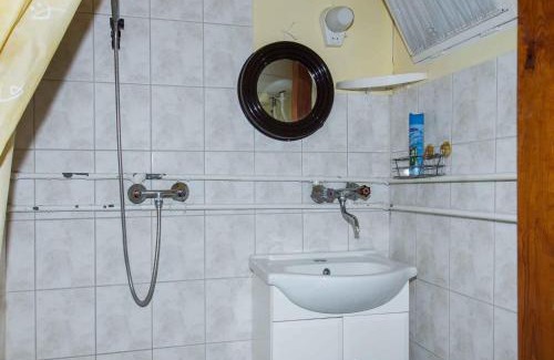 Balatonmariafurdo House | Holiday home in Balatonmariafürdo 19260