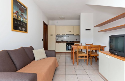 Montioni House | Holiday Home in Lazise near Lake Garda