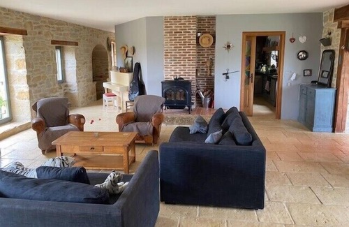 Autoire House | Holiday home in Loubressac with pool