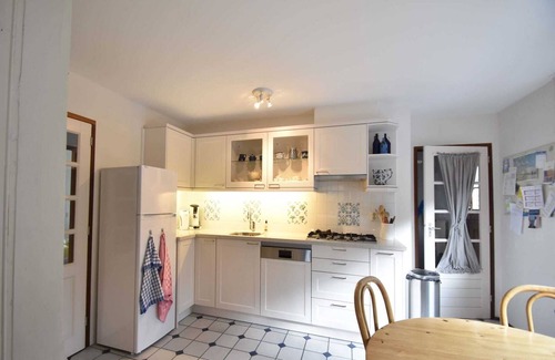 Bergen aan Zee House | Holiday Home in Bergen aan Zee with Terrace