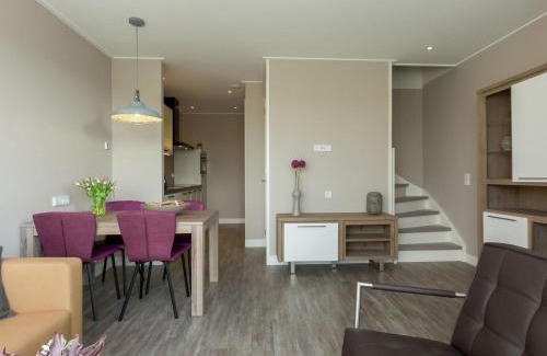 Municipality of Veere House | Holiday Home in Oostkapelle near Beaches