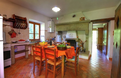 Ortignano Raggiolo House | Holiday Home in Ortignano