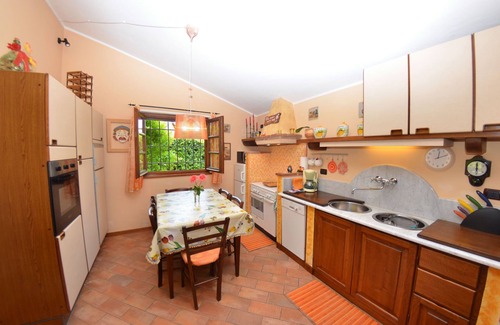 Nocchi House | Holiday Home in Pescaglia near Tuscan Beaches