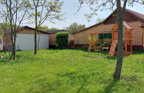 Poroszlo House | Holiday home in Poroszlo - Theiss-See 43133
