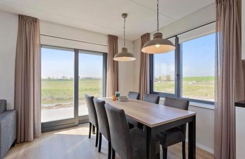 Scherpenisse House | Holiday Home in Scherpenisse near the Sea