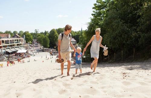 Schoorl House | Holiday Home in Schoorl near Sandy Beaches