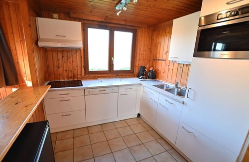 Noiseux House | Holiday Home in Somme-Leuze with Private Garden