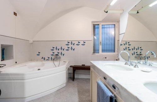Taggia House | Holiday Home In te l'Aia by Interhome