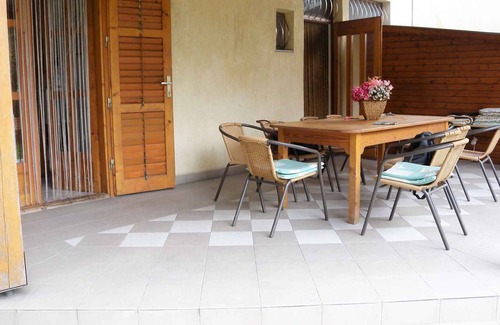 Siofok Aranypart House | Holiday home just a short jump from the water