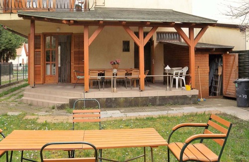 Siofok Aranypart House | Holiday home just a short jump from the water