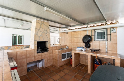 Alhaurin el Grande House | Holiday Home “La Casa de los Recuerdos” with Mountain View, Pool & Terrace