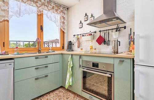 Almunecar House | Holiday Home 'La Casa Armoniosa' with Sea View, Wi-Fi and Air Conditioning
