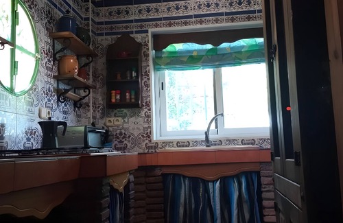 Durcal House | Holiday Home 'La Casita Del Valle' with Mountain View, Private Pool and Wi-Fi