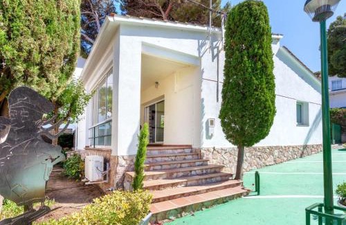 Llanca House | Holiday Home La Chumberita by Interhome