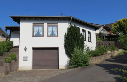 Neumagen-Dhron Apartment | Holiday Home Later Comfortable Vacation Home