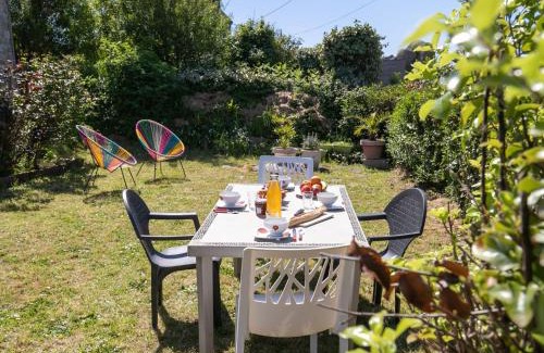 Porspoder House | Holiday Home La Grande Roche - POD101 by Interhome