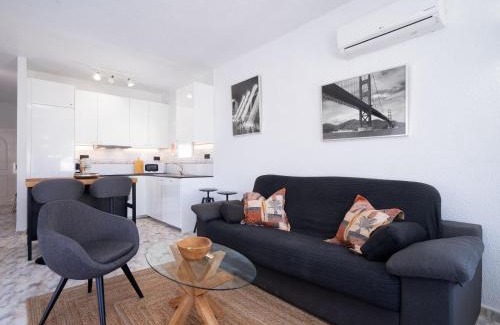 Cumbre del Sol House | Holiday Home La Lunella by Interhome