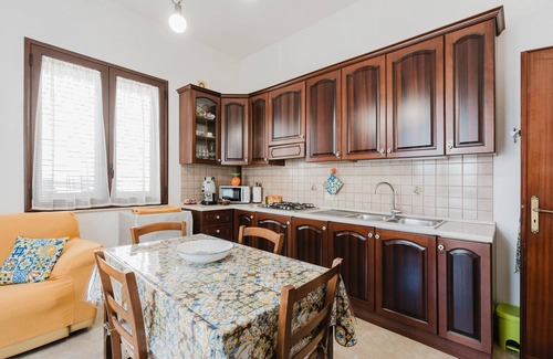 Marsala House | Holiday Home 'La Piazzetta' with Wi-Fi and Air Conditioning