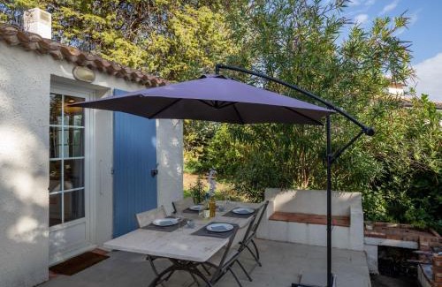 Tresques House | Holiday Home La Rouveyrolle by Interhome