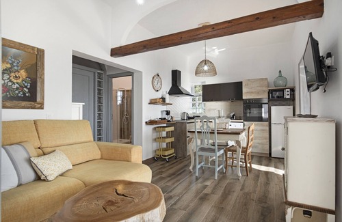 Jedey House | Holiday Home 'Las Golondrinas - B' with Sea View, Private Terrace and Wi-Fi