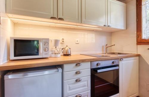 Lacanau-Ocean House | Holiday Home Les Cracks-2 by Interhome