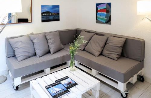 Lacanau-Ocean House | Holiday Home Les maisons de la forêt by Interhome