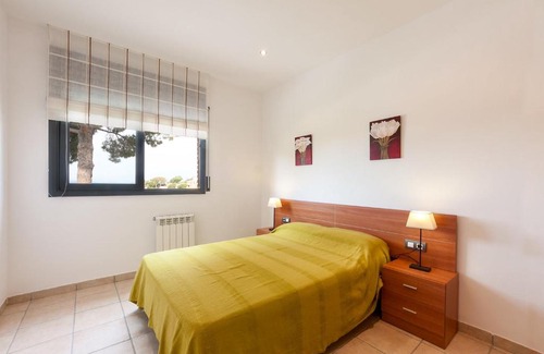 Vidreres House | Holiday Home Luz by Interhome