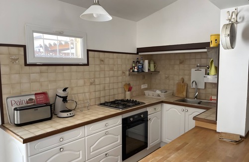 Port-la-Nouvelle House | Holiday Home 'Maison T3' with Shared Terrace and Air Conditioning