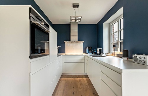 Tating House | Holiday Home 'Mynreet' with Private Terrace and Wi-Fi