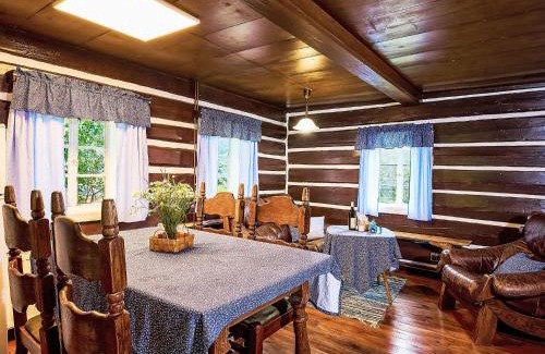 Tanvald House | Holiday Home Na kopečku by Interhome