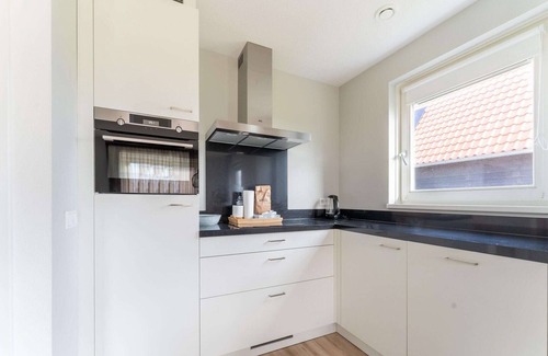 Scherpenisse House | Holiday Home near Scherpenisse Beach