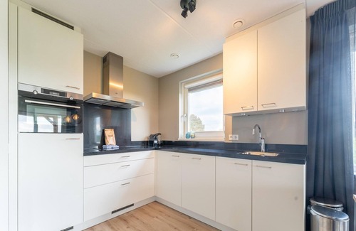 Scherpenisse House | Holiday Home near Scherpenisse Beach