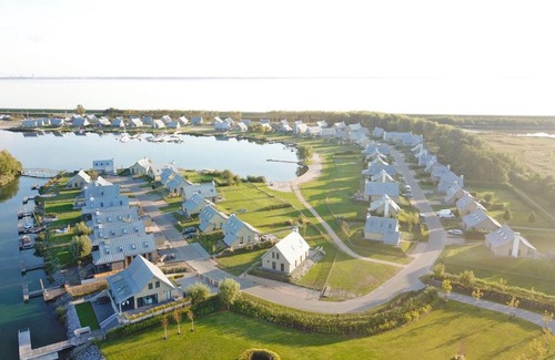 Tholen House | Holiday Home Oesterdam Resort-10