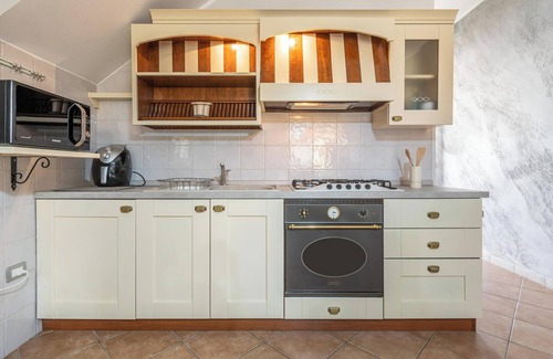 Villasimius House | Holiday Home 'Ory' close to City Centre with Garden & A/C