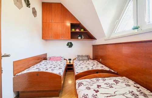 Terme Catez House | Holiday Home Oxi