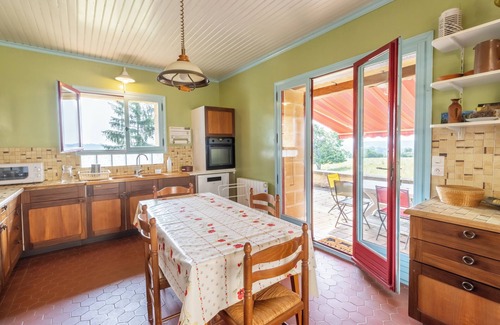 Montignac House | Holiday Home Panissal – 6 Persons in Montignac-Lascaux, in the Heart of the Périgord Noir