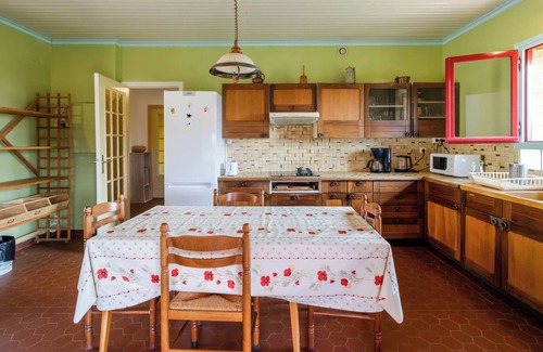 Montignac House | Holiday Home Panissal – 6 Persons in Montignac-Lascaux, in the Heart of the Périgord Noir