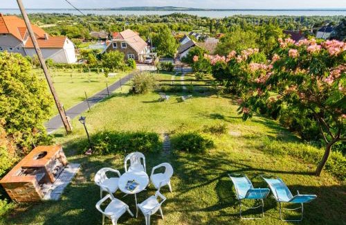 Vonyarcvashegy House | Holiday Home Panorama by Interhome