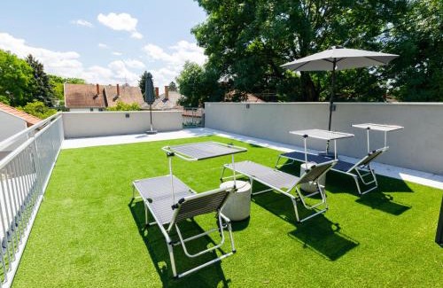 Balatonszarszo House | Holiday Home Park Residence 19 by Interhome