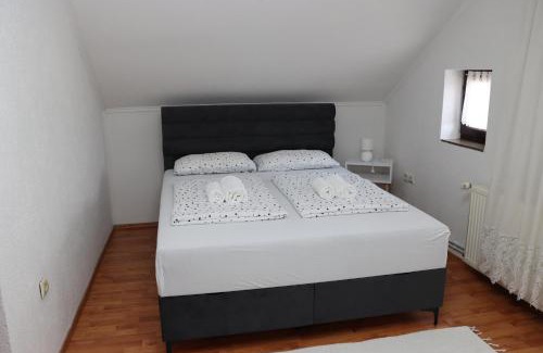 Visoko Apartment | Holiday Home Peaceful Retreat