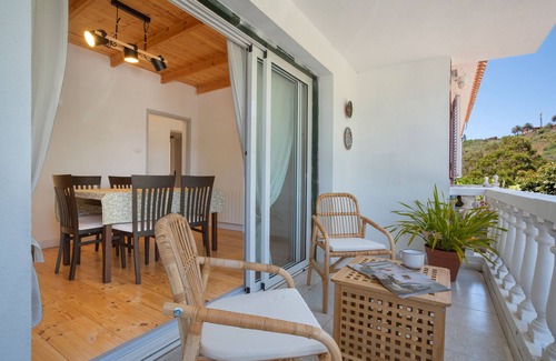Tacoronte House | Holiday Home 'Picarus' with Private Terrace, Wi-Fi and Air Conditioning